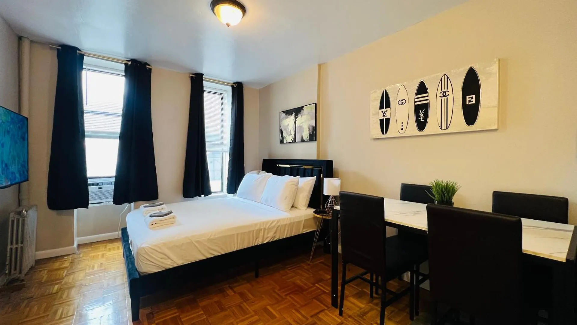 The New Yorker Hotel Westside